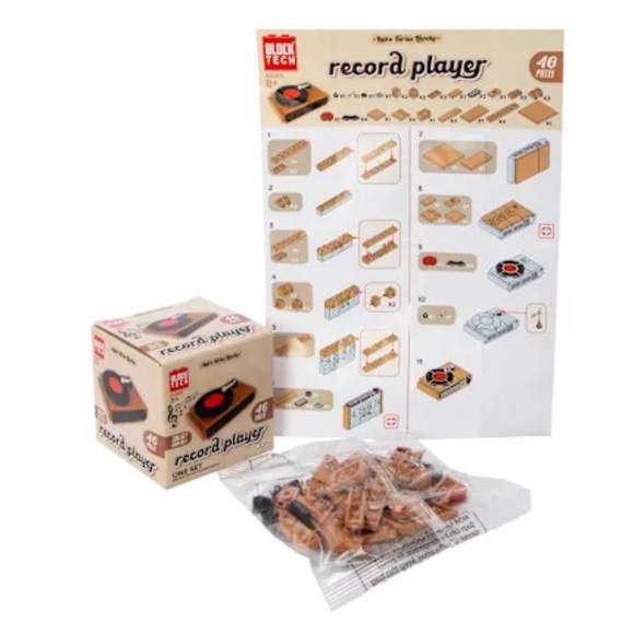 Block Tech Retro Record Player Building Set - Picture 2 of 3